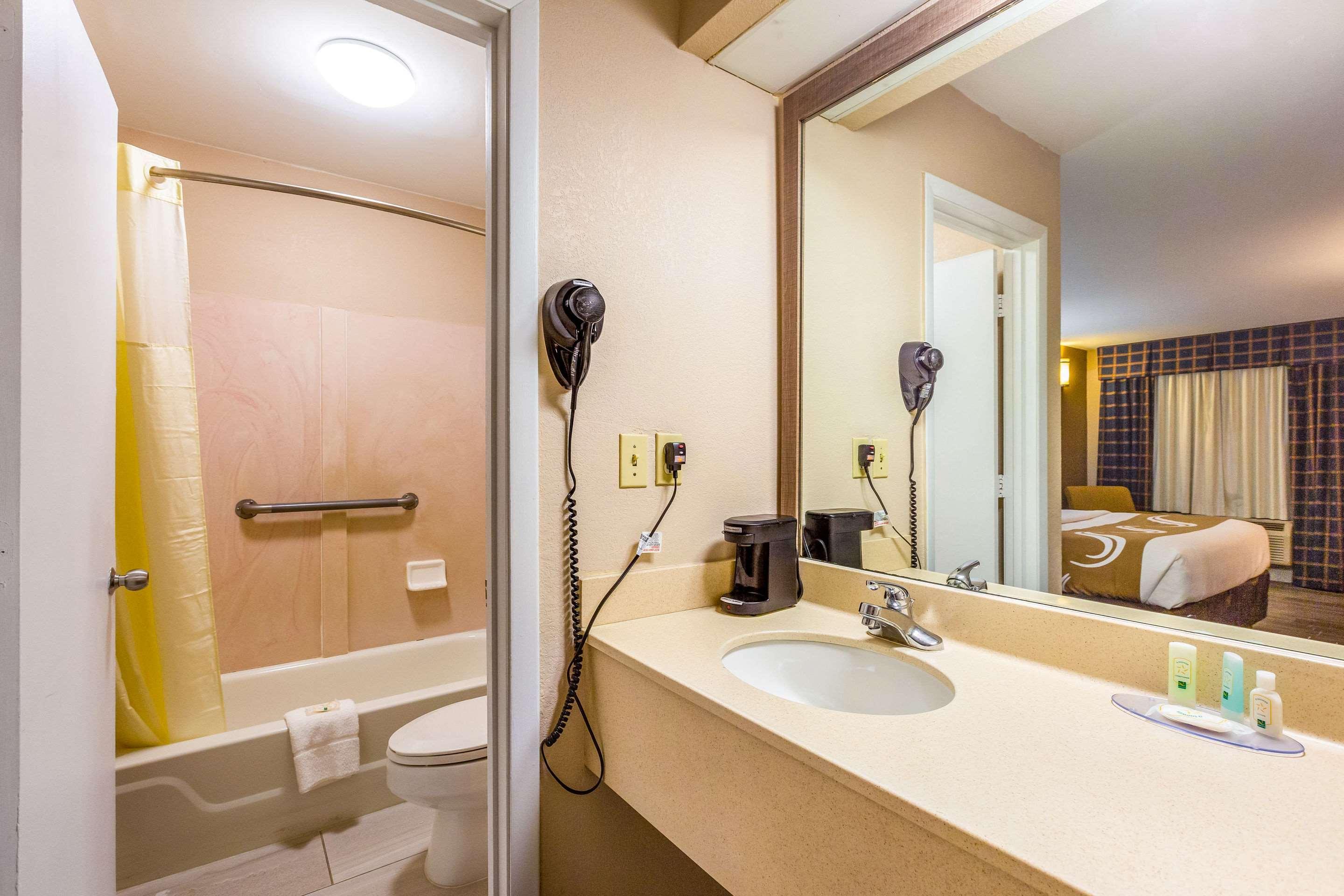 Quality Inn Quincy - Tallahassee West Bagian luar foto