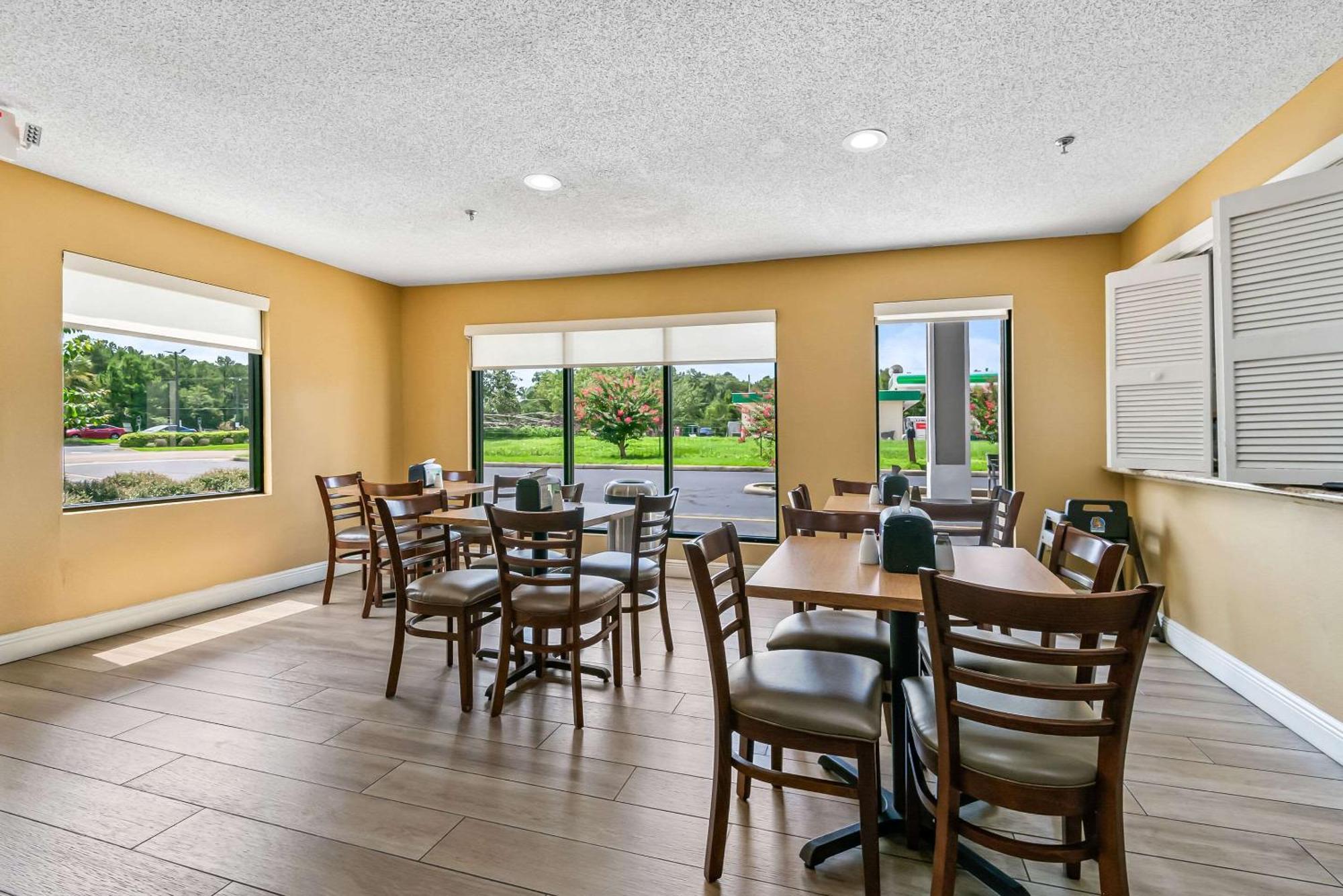 Quality Inn Quincy - Tallahassee West Bagian luar foto