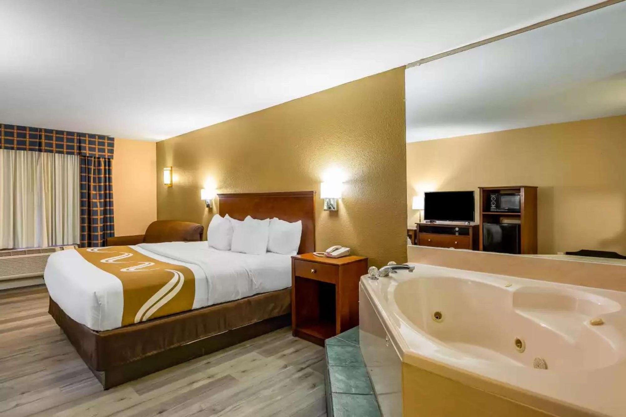 Quality Inn Quincy - Tallahassee West Bagian luar foto