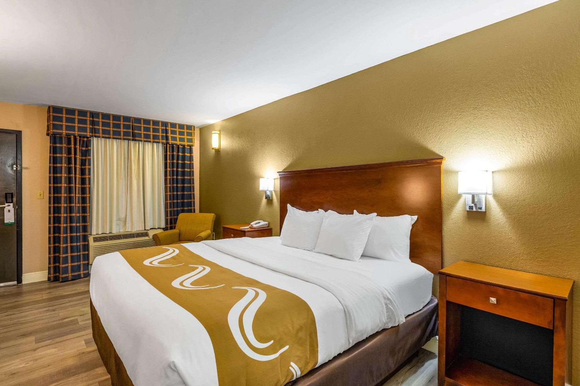 Quality Inn Quincy - Tallahassee West Bagian luar foto